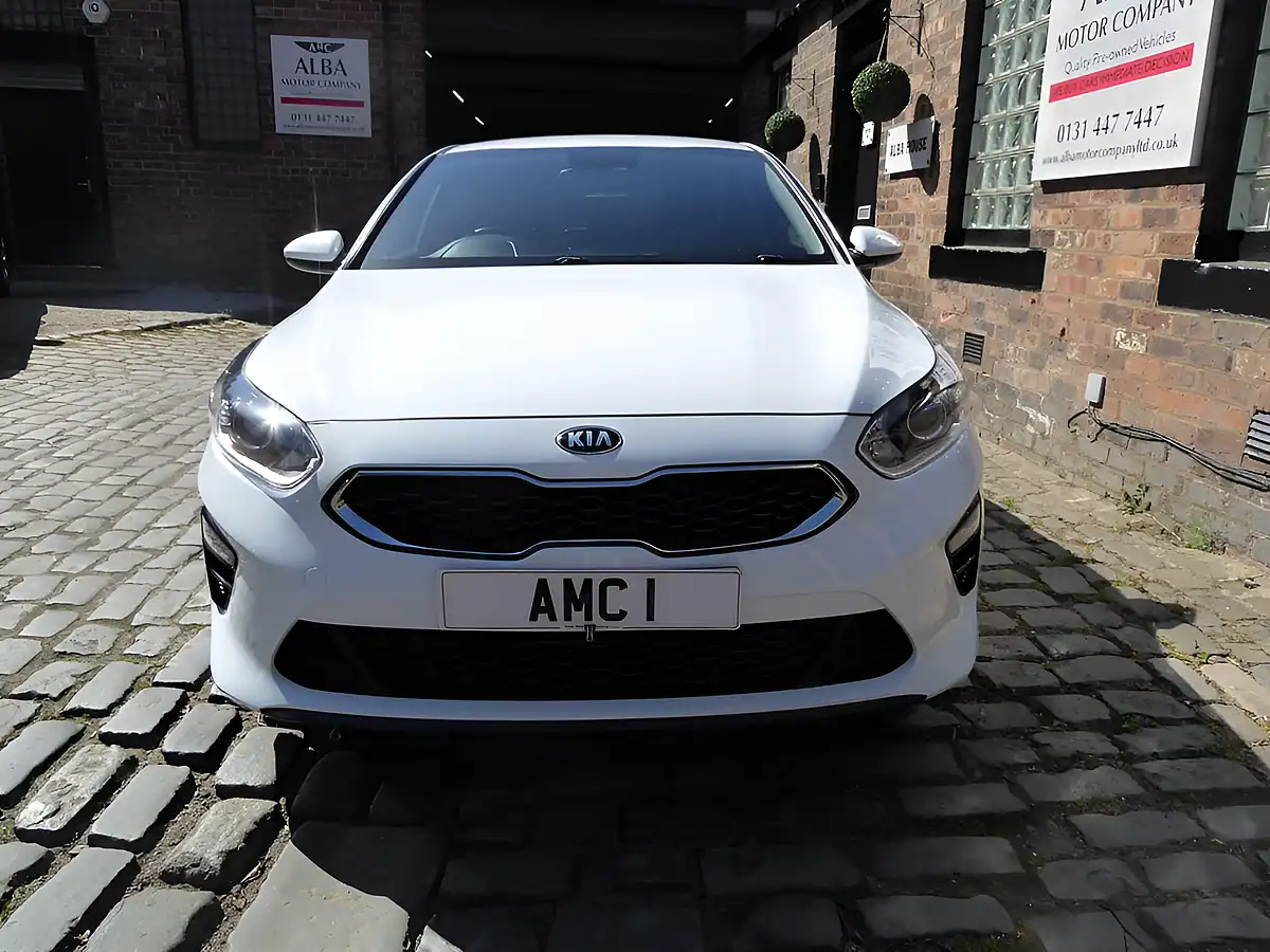 Used 2020 Kia Ceed Eco 2 White - Interior and Exterior details 2
