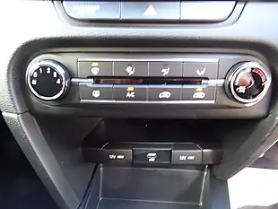Used 2020 Kia Ceed Eco 2 White - Interior and Exterior details 20