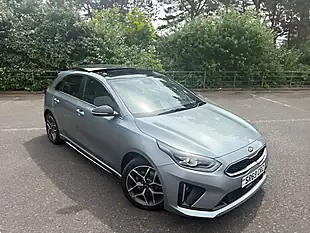 Used 2020 Kia Ceed GT-Line Lunar Edition Silver - Interior and Exterior details 4