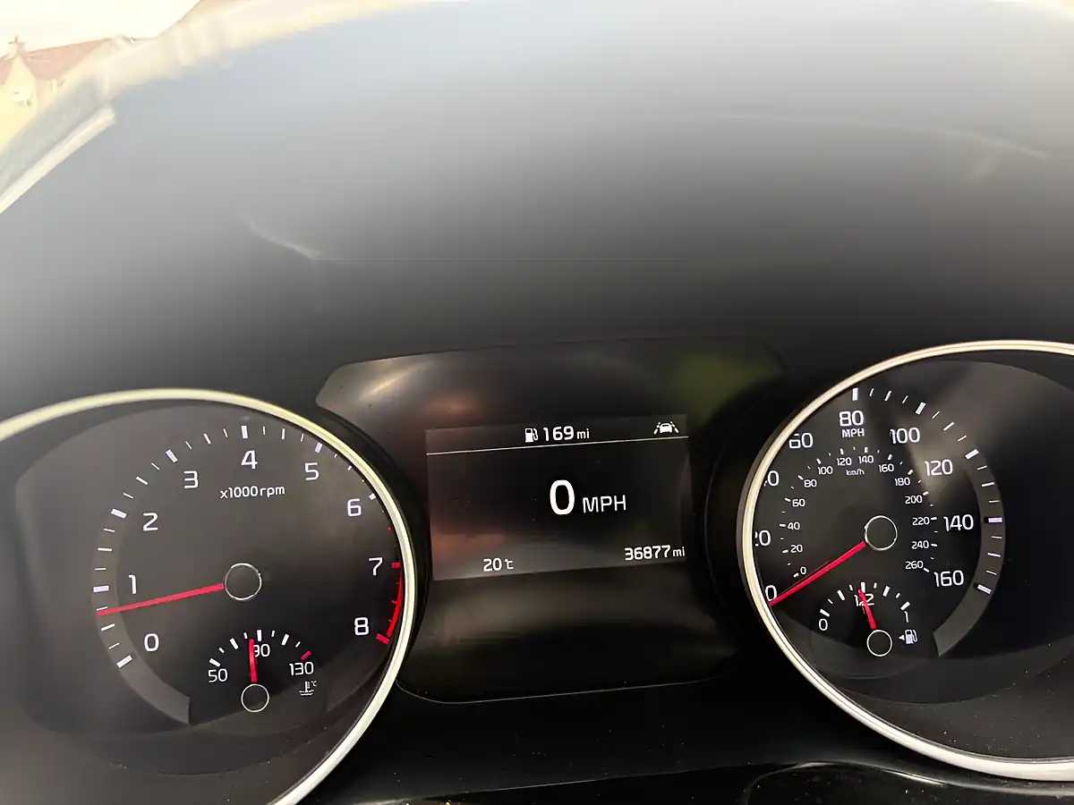 Used 2020 Kia Ceed GT-Line Lunar Edition Silver - Interior and Exterior details 5