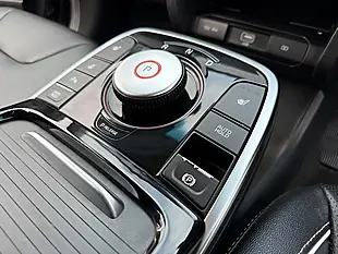Used 2020 Kia Niro 4 Black - Interior and Exterior details 16