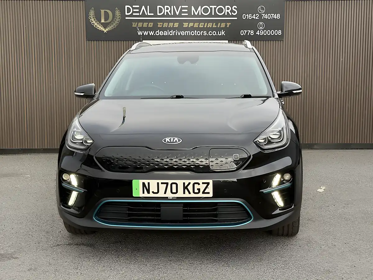 Used 2020 Kia Niro 4 Black - Interior and Exterior details 2