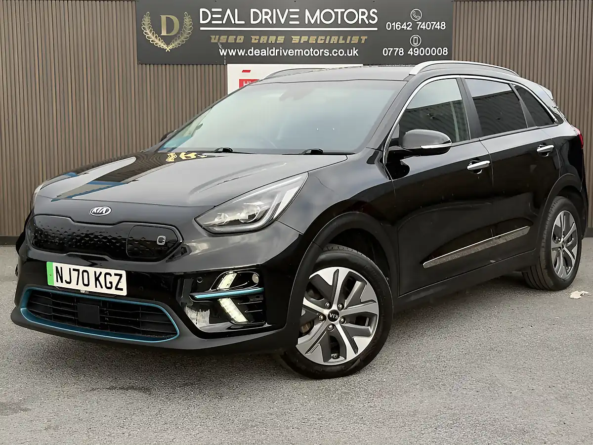 Used 2020 Kia Niro 4 Black - Interior and Exterior details 3