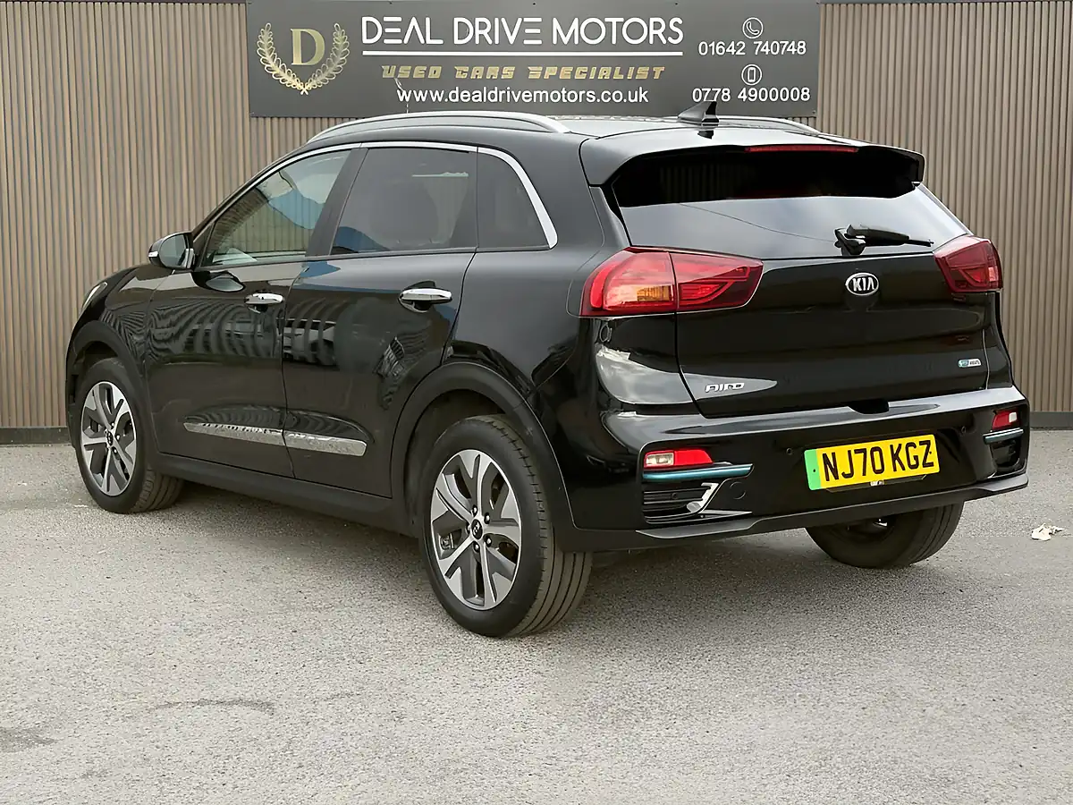Used 2020 Kia Niro 4 Black - Interior and Exterior details 5