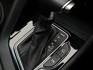 Used 2020 Kia Niro 4 Blue - Interior and Exterior details 14