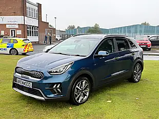 Used 2020 Kia Niro 4 Blue - Interior and Exterior details 3