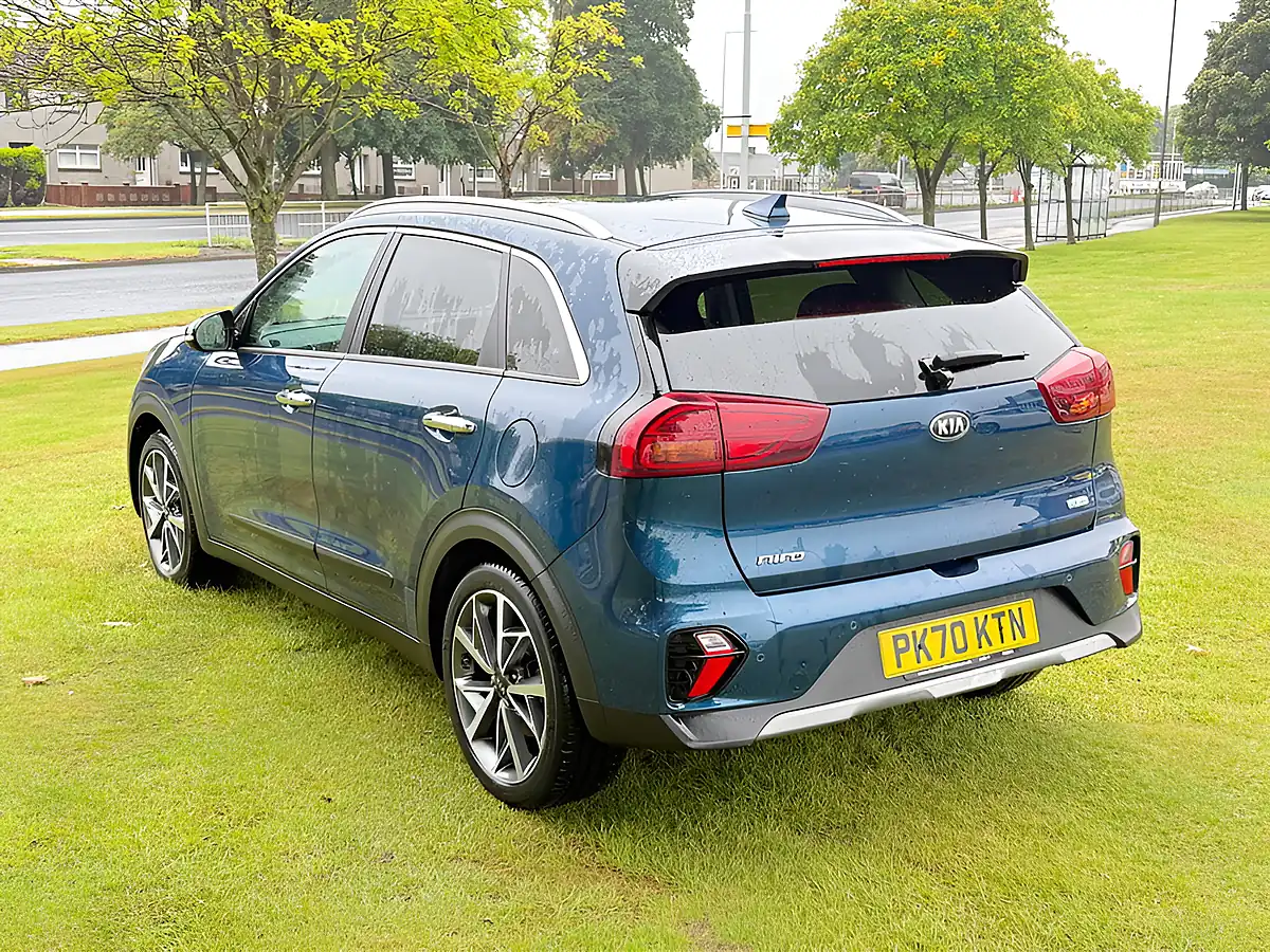 Used 2020 Kia Niro 4 Blue - Interior and Exterior details 4