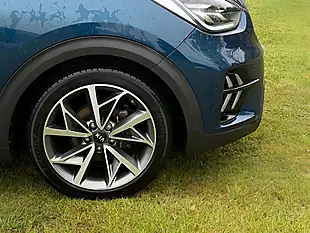 Used 2020 Kia Niro 4 Blue - Interior and Exterior details 7