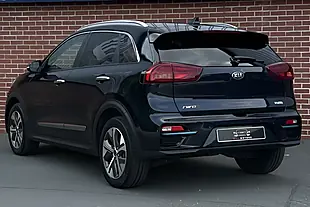 Used 2020 Kia Niro 4 Blue - Interior and Exterior details 2