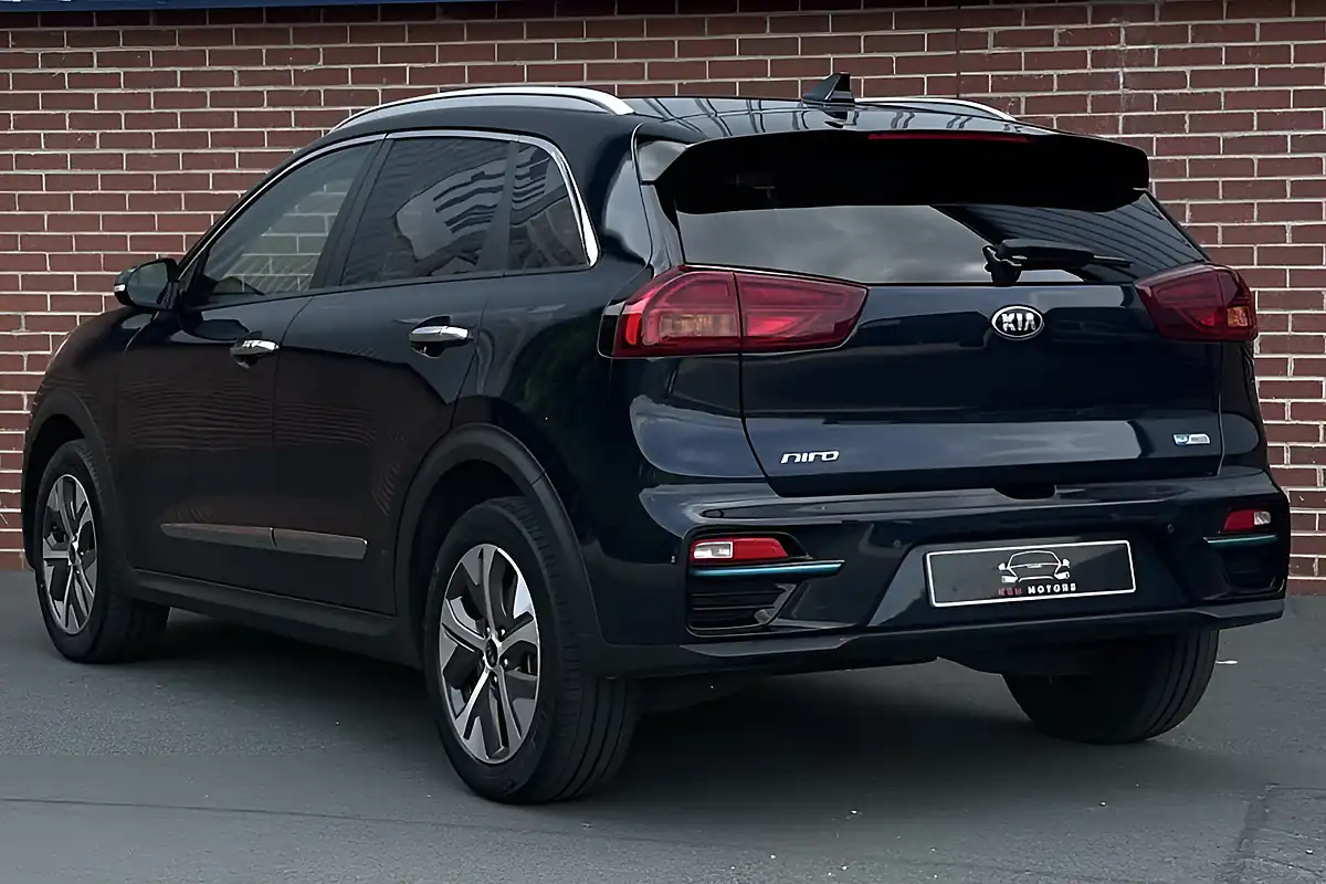 Used 2020 Kia Niro 4 Blue - Interior and Exterior details 2