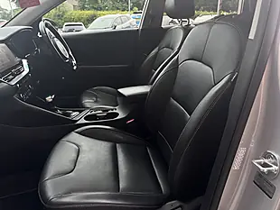 Used 2020 Kia Niro 4 Silver - Interior and Exterior details 7