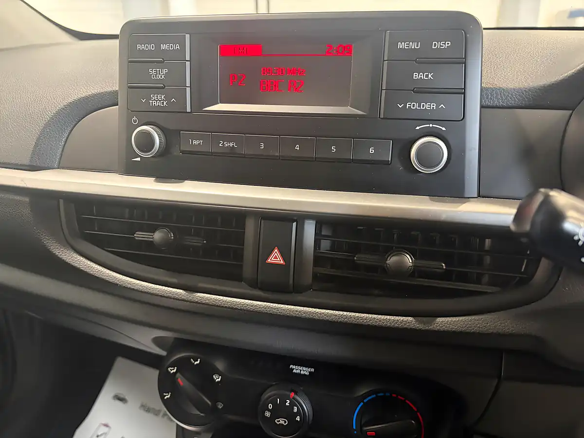 Used 2020 Kia Picanto 1 Blue - Interior and Exterior details 10