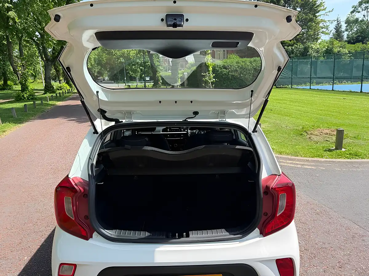 Used 2020 Kia Picanto 2 White - Interior and Exterior details 13