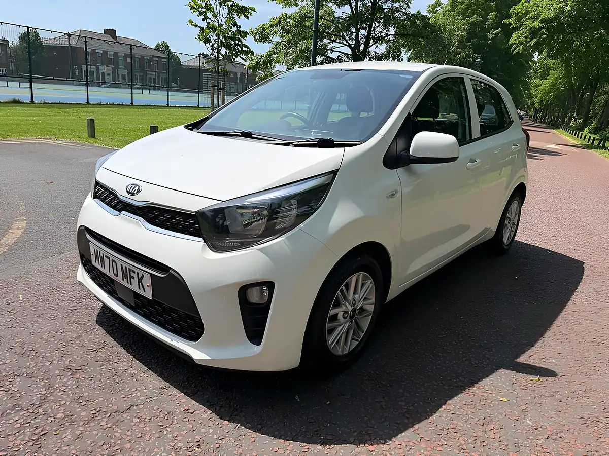 Used 2020 Kia Picanto 2 White - Interior and Exterior details 6