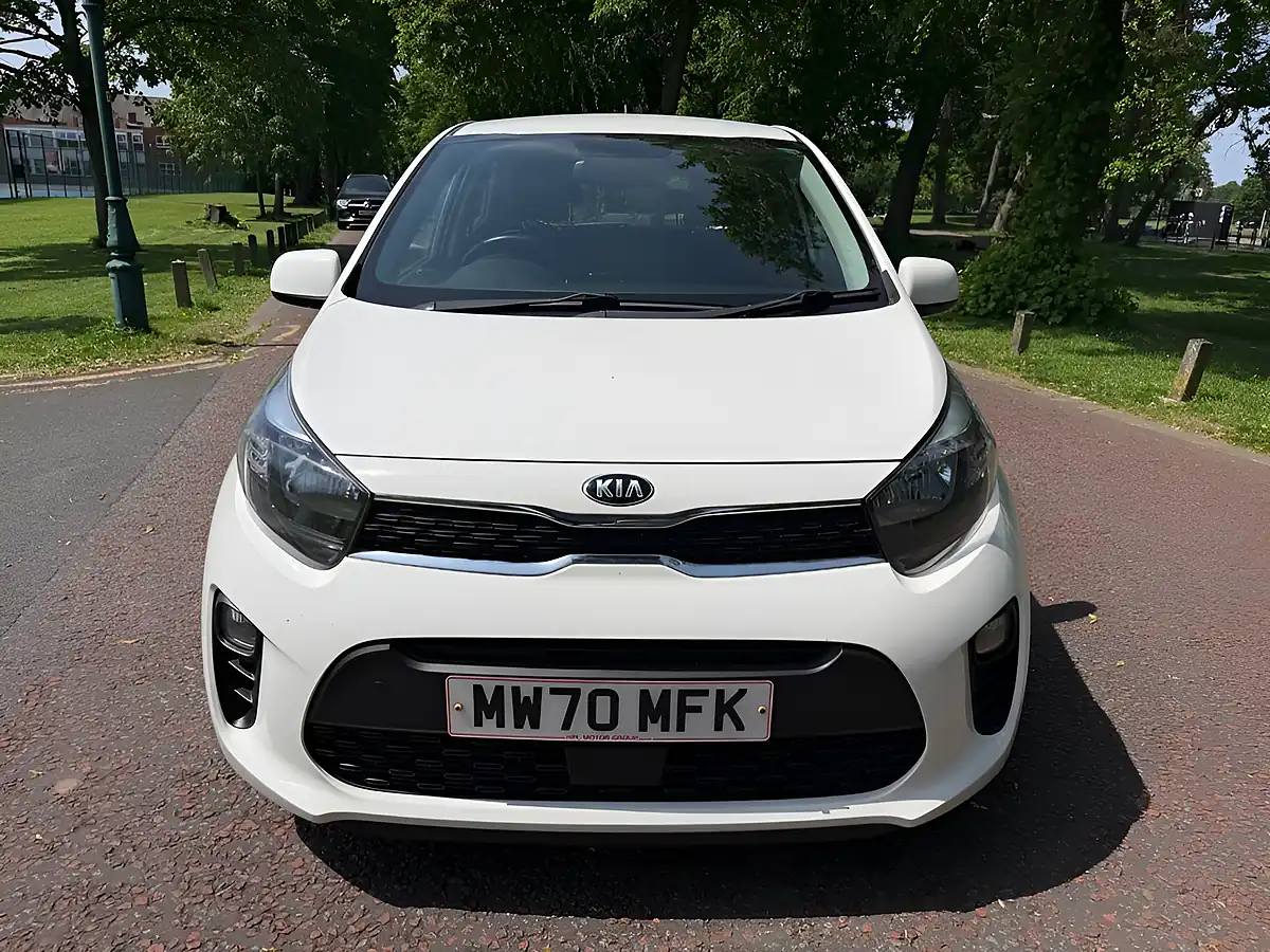 Used 2020 Kia Picanto 2 White - Interior and Exterior details 7
