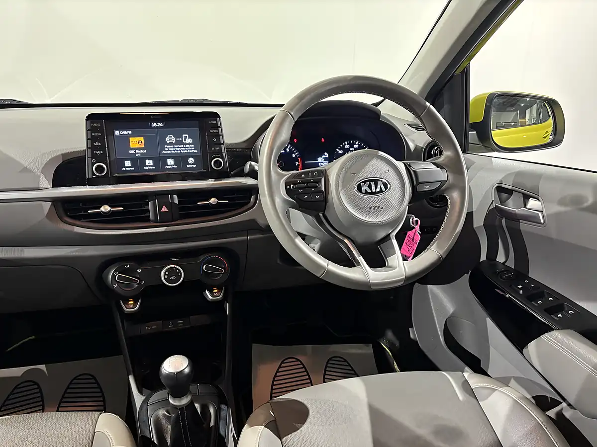 Used 2020 Kia Picanto Zest Green - Interior and Exterior details 18