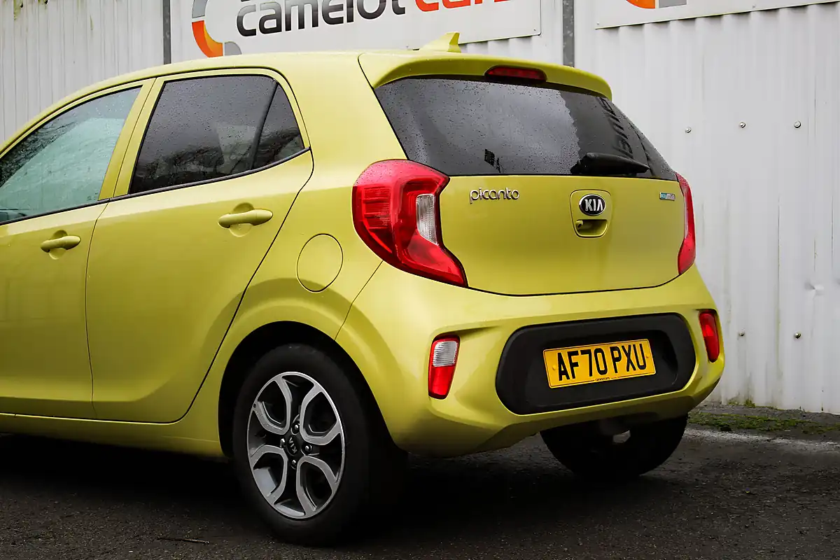 Used 2020 Kia Picanto Zest Green - Interior and Exterior details 10