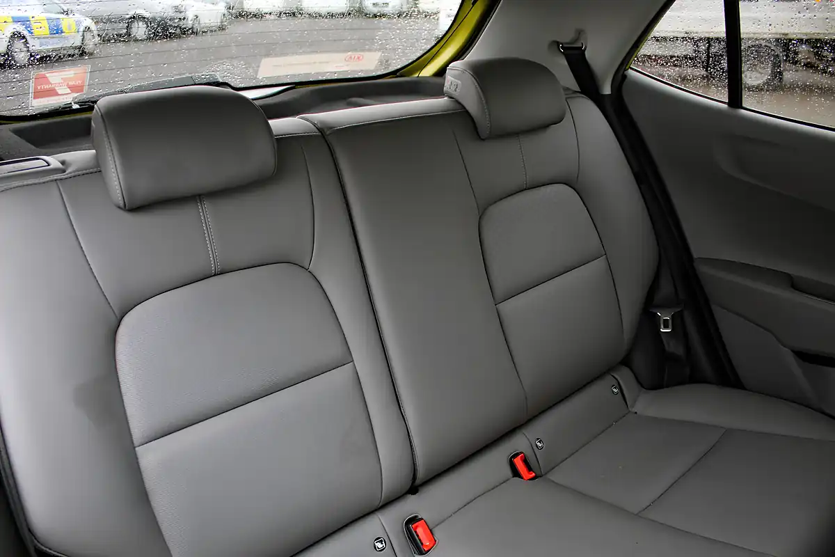 Used 2020 Kia Picanto Zest Green - Interior and Exterior details 12