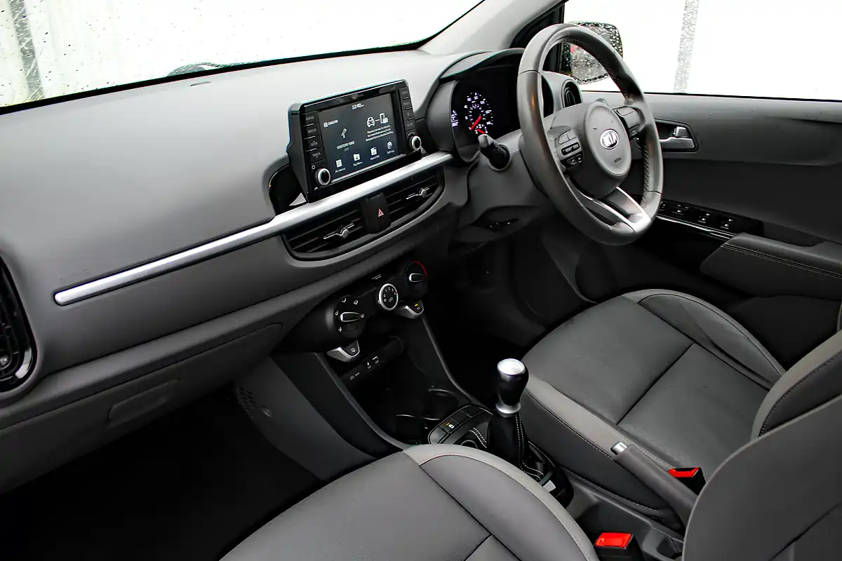 Used 2020 Kia Picanto Zest Green - Interior and Exterior details 14