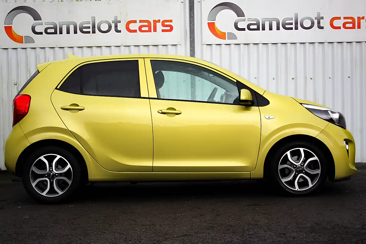 Used 2020 Kia Picanto Zest Green - Interior and Exterior details 5