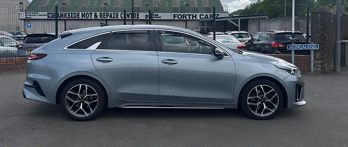 Used 2020 Kia Proceed GT-Line Lunar Edition Silver - Interior and Exterior details 11