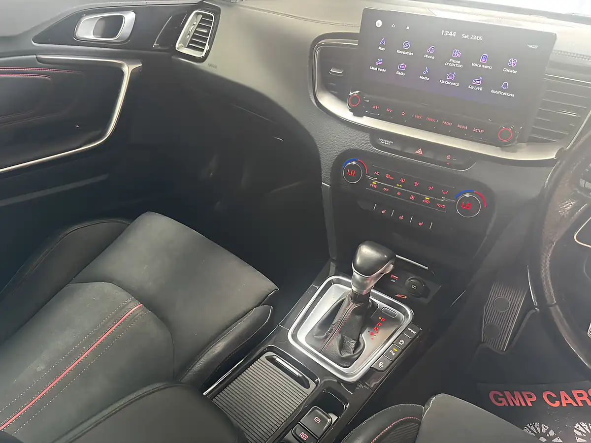 Used 2020 Kia Proceed GT Red - Interior and Exterior details 18