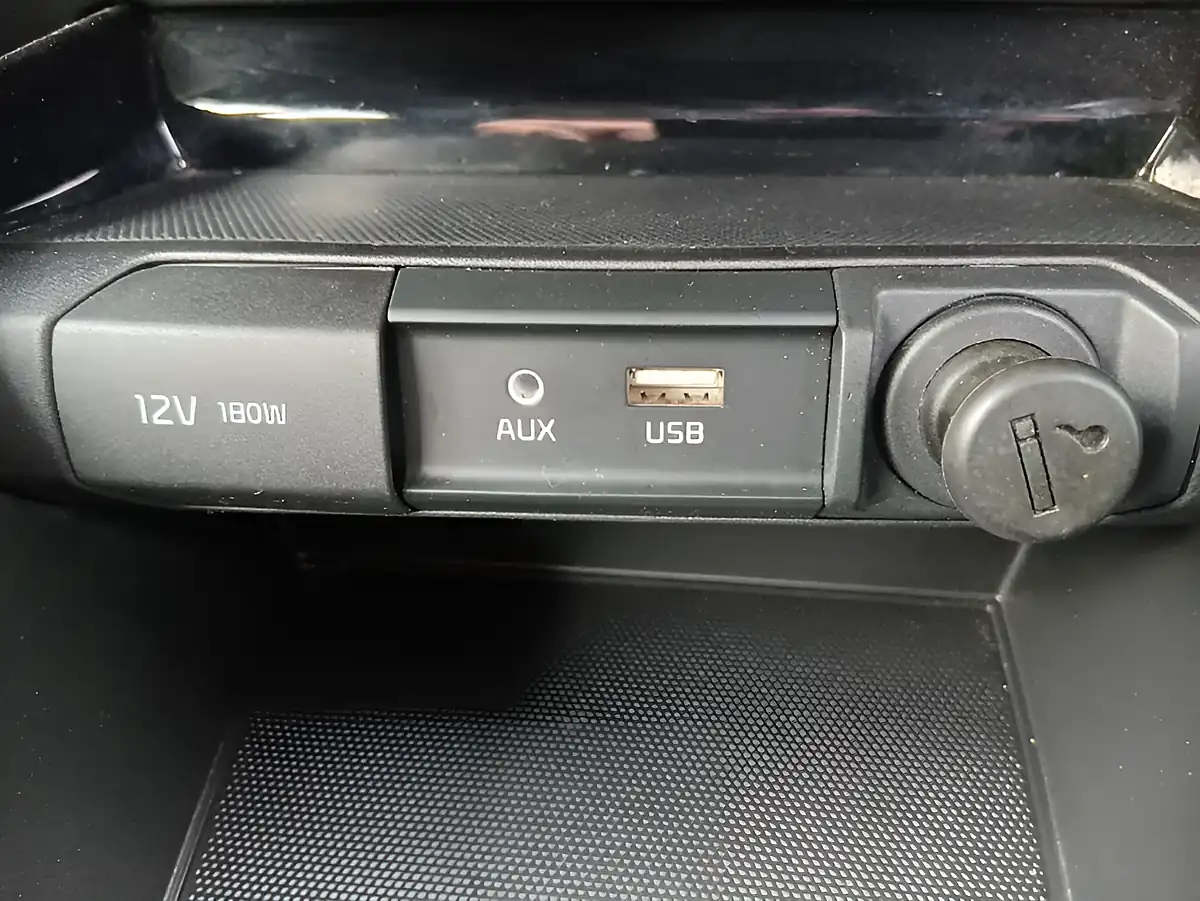 Used 2020 Kia Rio 2 Grey - Interior and Exterior details 15