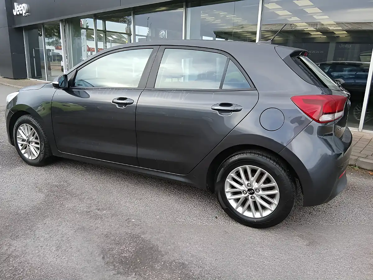 Used 2020 Kia Rio 2 Grey - Interior and Exterior details 5