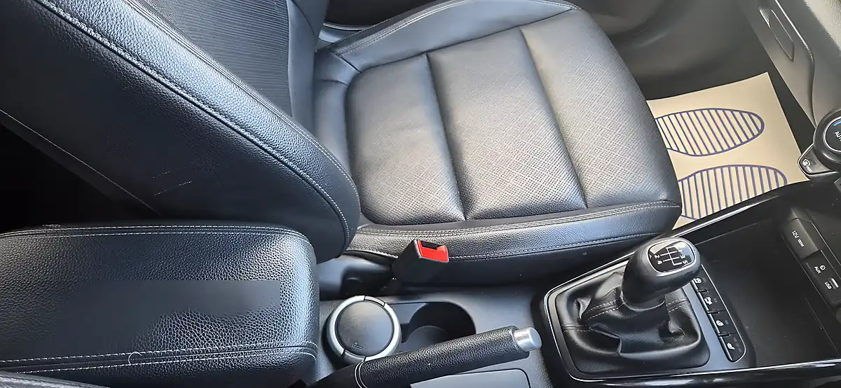 Used 2020 Kia Rio 3 Grey - Interior and Exterior details 13