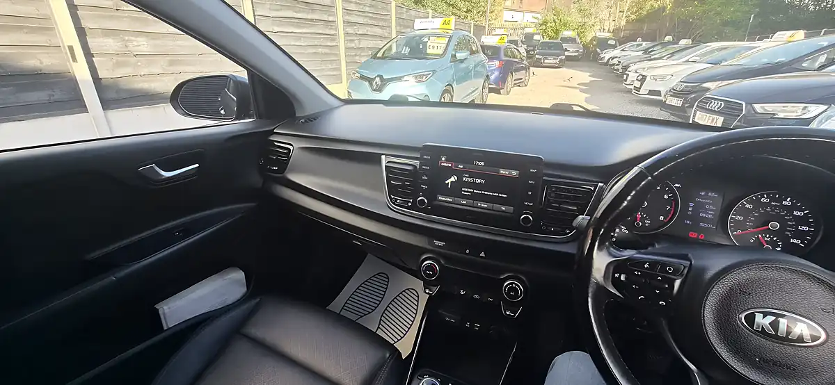 Used 2020 Kia Rio 3 Grey - Interior and Exterior details 15