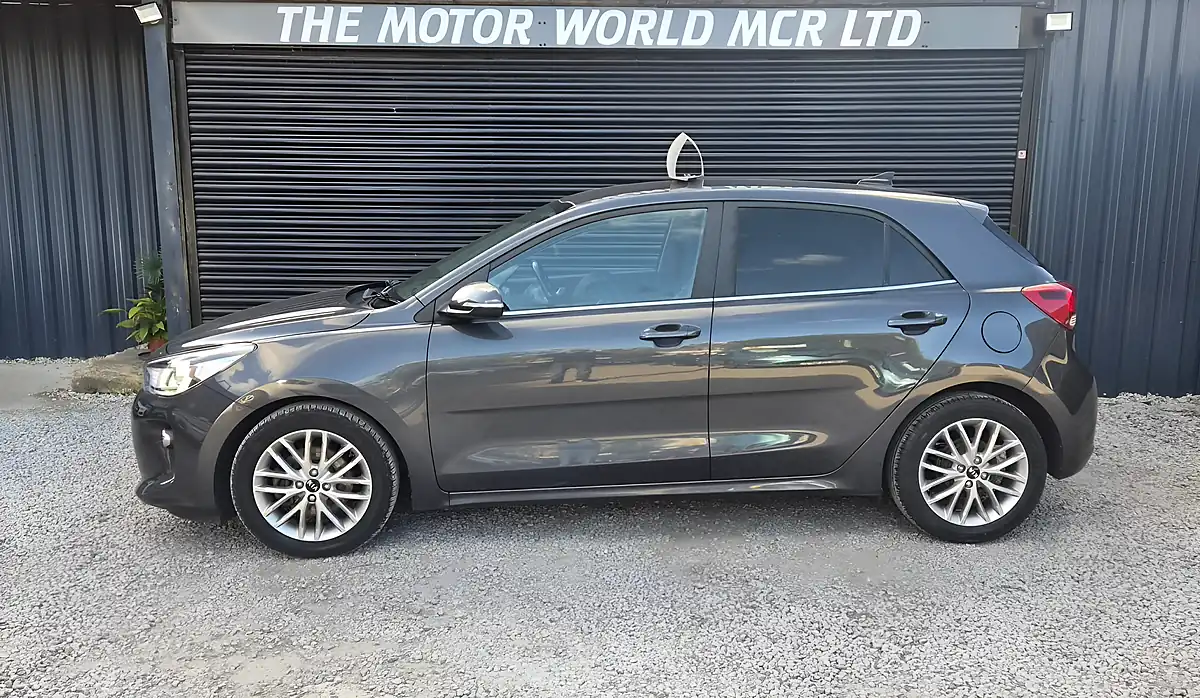Used 2020 Kia Rio 3 Grey - Interior and Exterior details 2