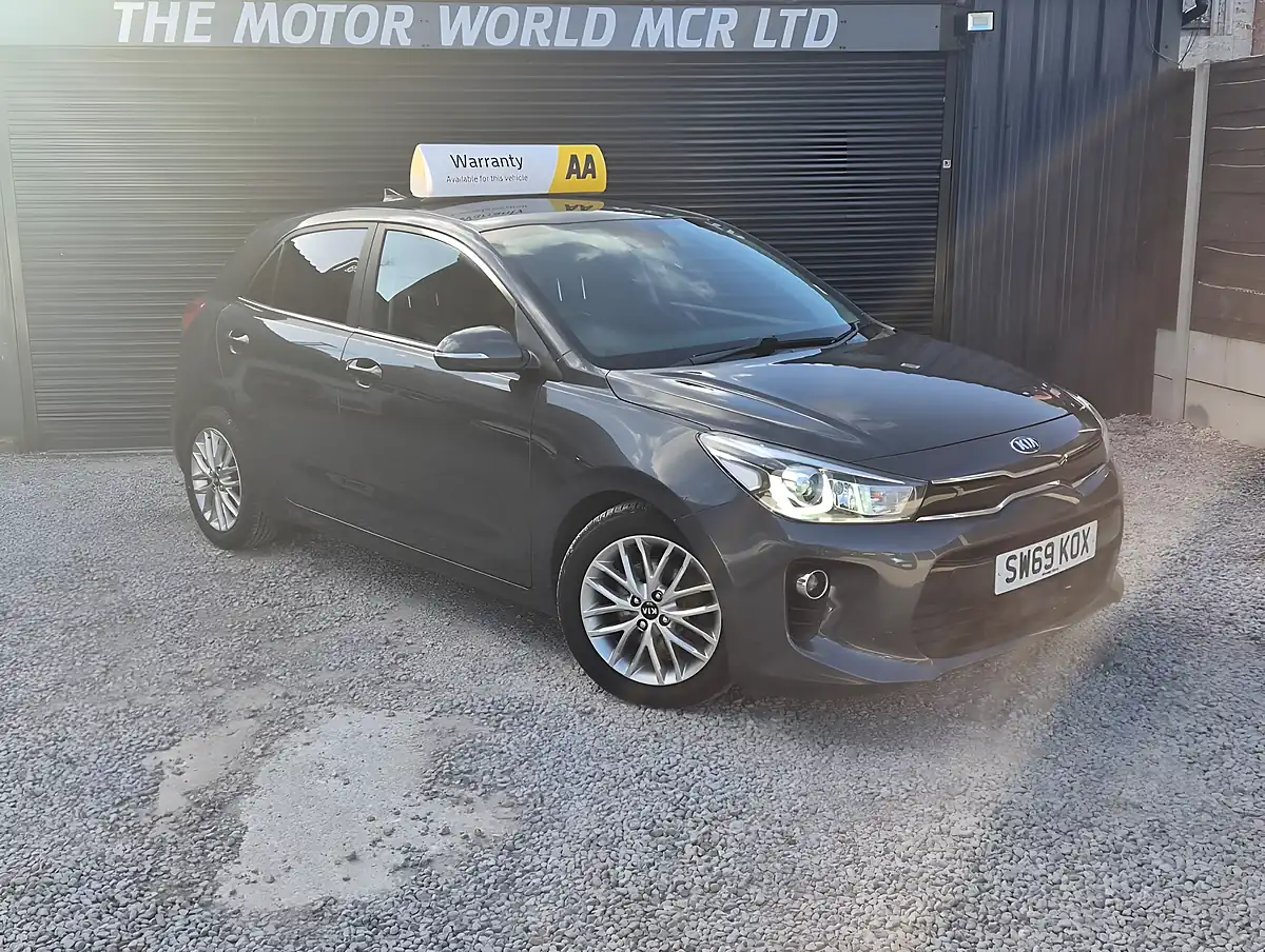 Used 2020 Kia Rio 3 Grey - Interior and Exterior details 7