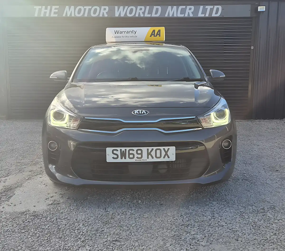 Used 2020 Kia Rio 3 Grey - Interior and Exterior details 8