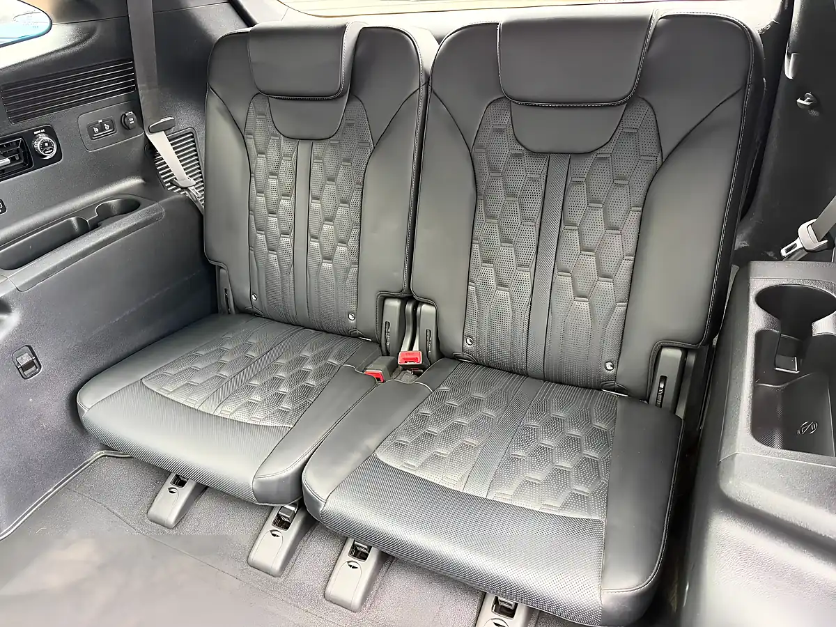 Used 2020 Kia Sorento 4 Blue - Interior and Exterior details 14