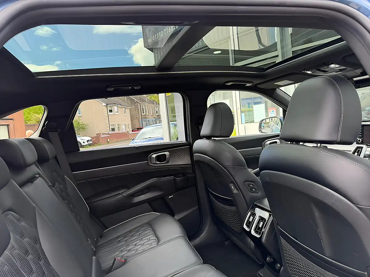 Used 2020 Kia Sorento 4 Blue - Interior and Exterior details 15