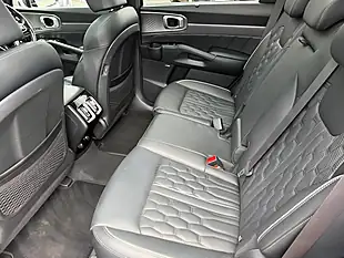 Used 2020 Kia Sorento 4 Blue - Interior and Exterior details 16