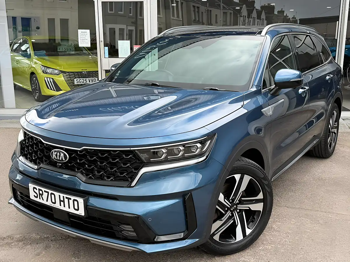 Used 2020 Kia Sorento 4 Blue - Interior and Exterior details 5