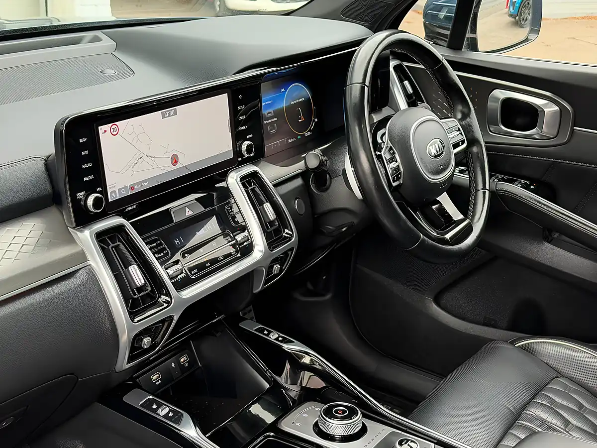 Used 2020 Kia Sorento 4 Blue - Interior and Exterior details 8
