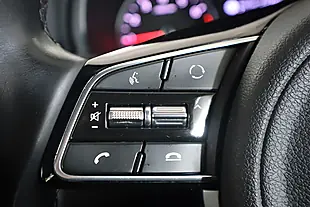 Used 2020 Kia Sportage 2 Black - Interior and Exterior details 18