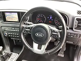Used 2020 Kia Sportage 2 Grey - Interior and Exterior details 10