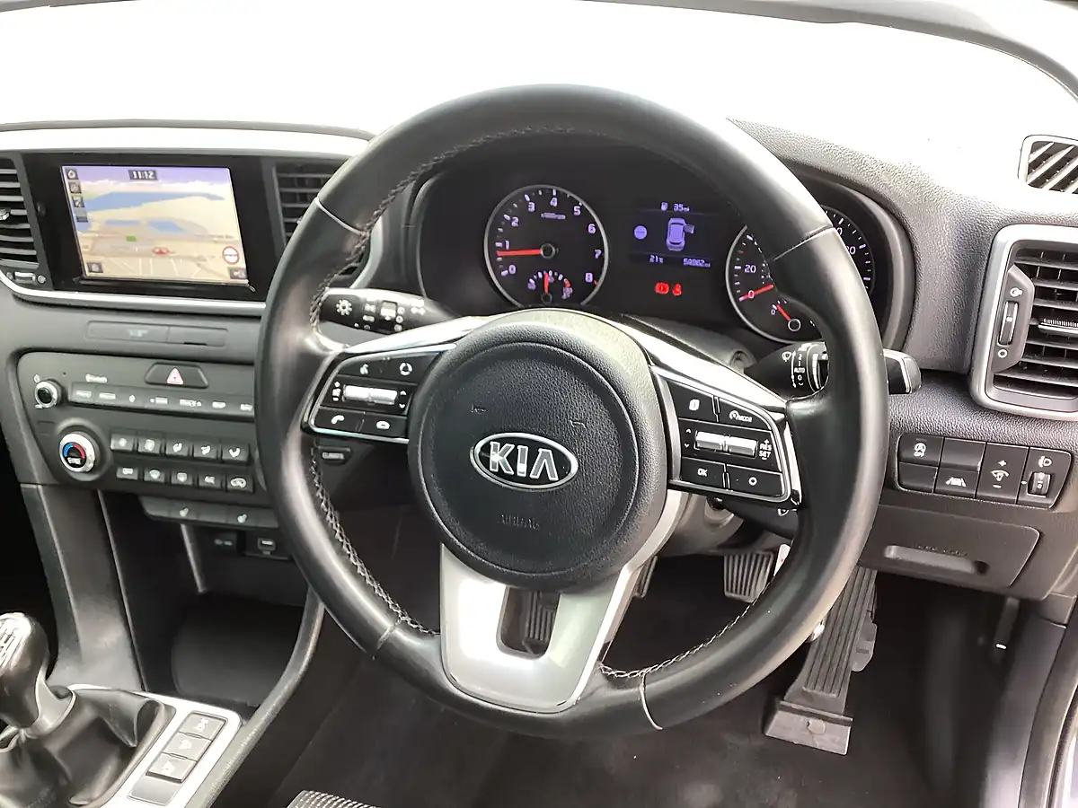 Used 2020 Kia Sportage 2 Grey - Interior and Exterior details 10