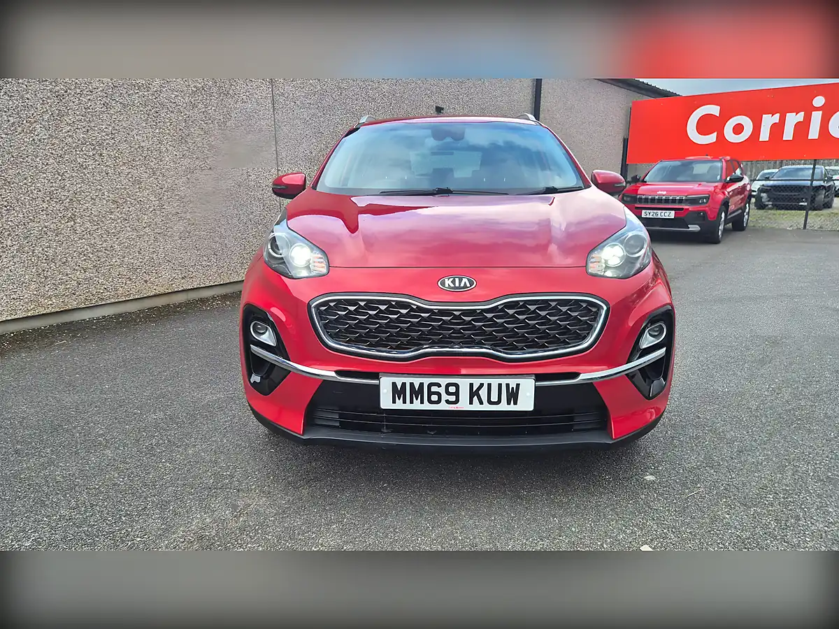 Used 2020 Kia Sportage 2 Red - Interior and Exterior details 10