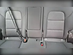 Used 2020 Kia Sportage 2 Red - Interior and Exterior details 13