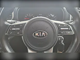 Used 2020 Kia Sportage 2 Red - Interior and Exterior details 16