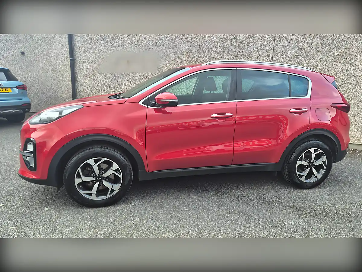 Used 2020 Kia Sportage 2 Red - Interior and Exterior details 3