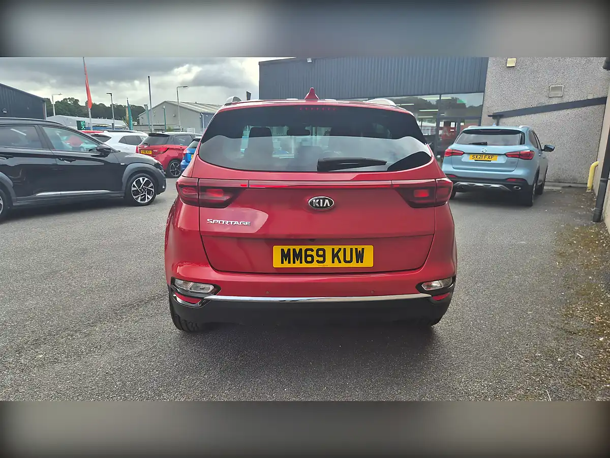 Used 2020 Kia Sportage 2 Red - Interior and Exterior details 5