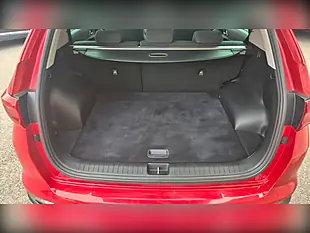 Used 2020 Kia Sportage 2 Red - Interior and Exterior details 7