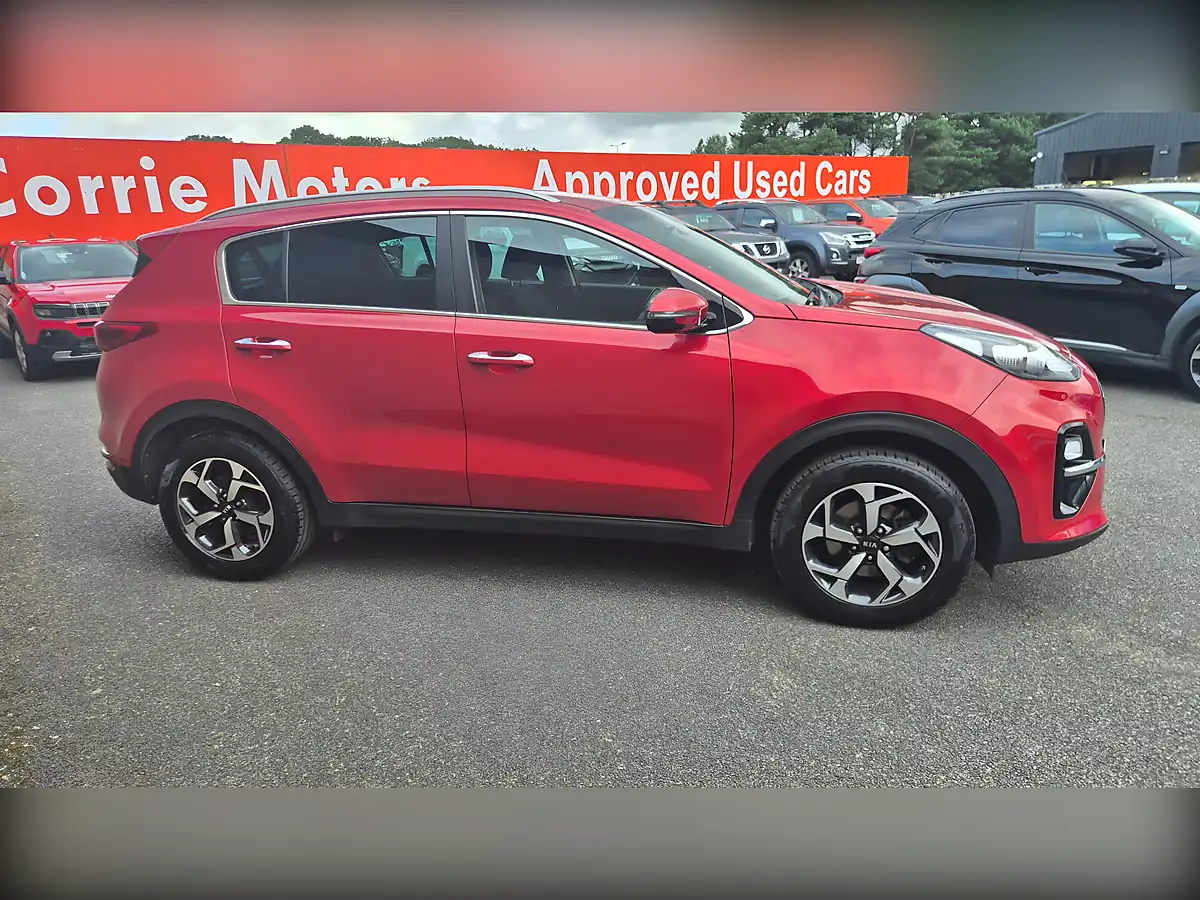 Used 2020 Kia Sportage 2 Red - Interior and Exterior details 8