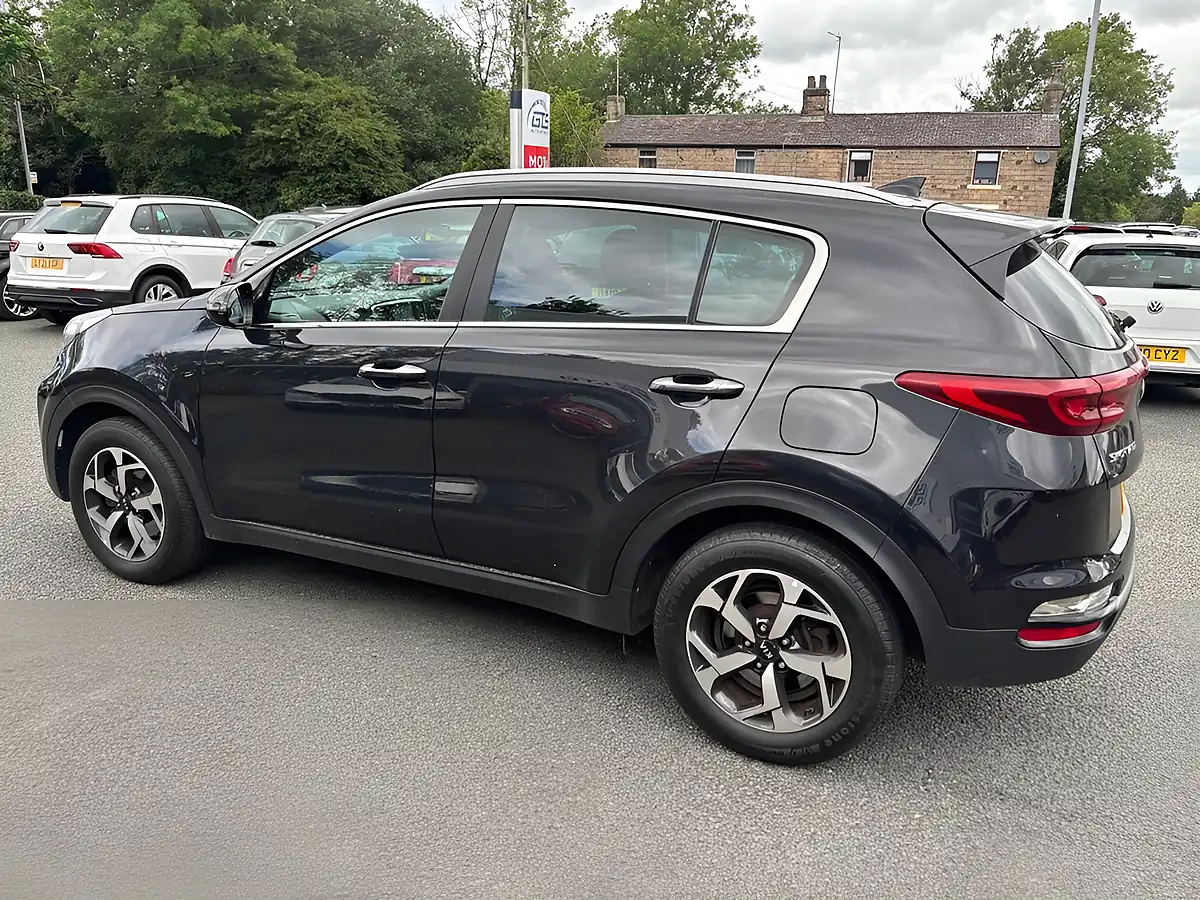 Used 2020 Kia Sportage Ecodynamics+ 2 Midnight Black - Interior and Exterior details 16