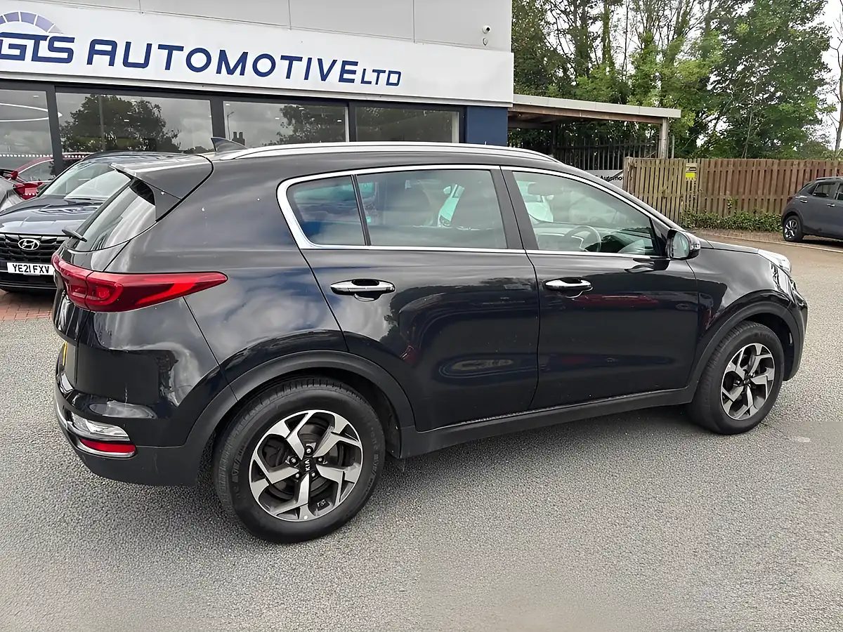 Used 2020 Kia Sportage Ecodynamics+ 2 Midnight Black - Interior and Exterior details 17